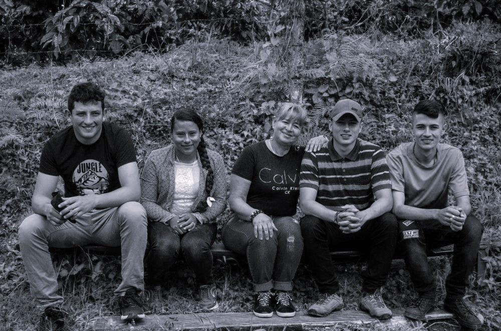 Colombian farmers and family